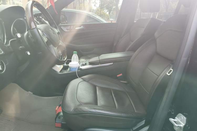 Used Mercedes-Benz M-Class 2012 ML 350 Luxury Edition Left Front Seat