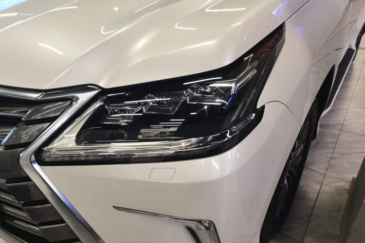 Used Lexus LX 2019 570 Dynamic Luxury Edition
