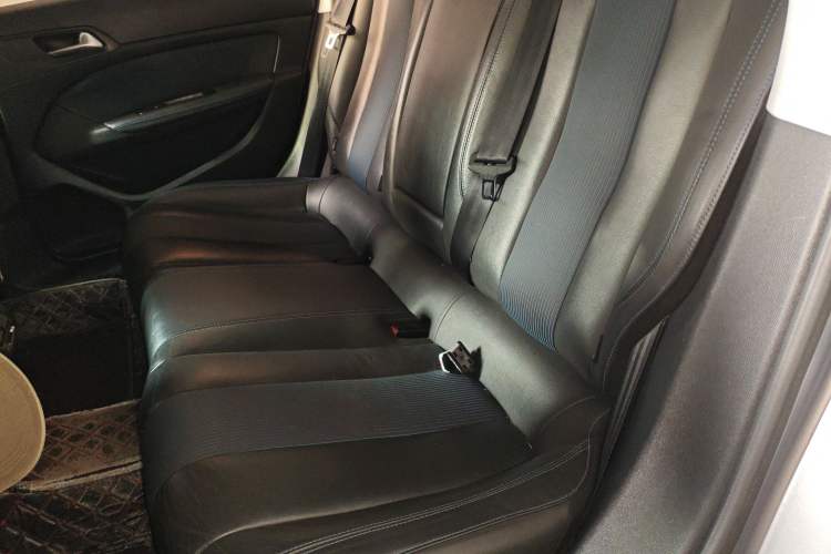 Used Peugeot 308 2016 350THP Automatic Prestige Edition
