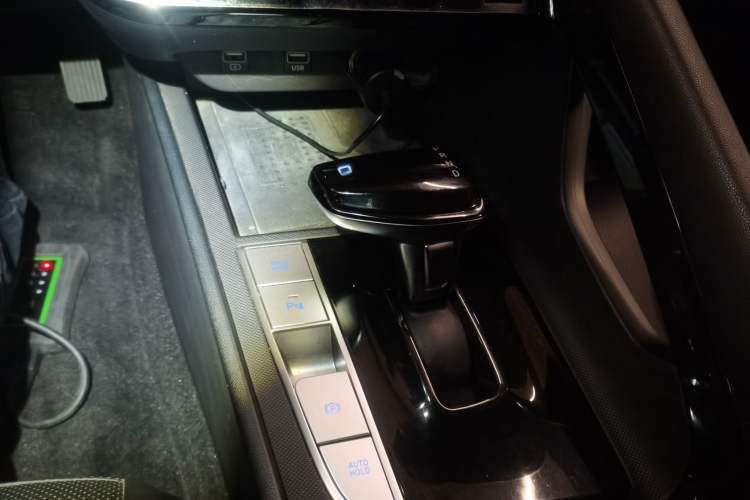 Used Hyundai Elantra 2021 1.5L CVT LUX Prestige Edition