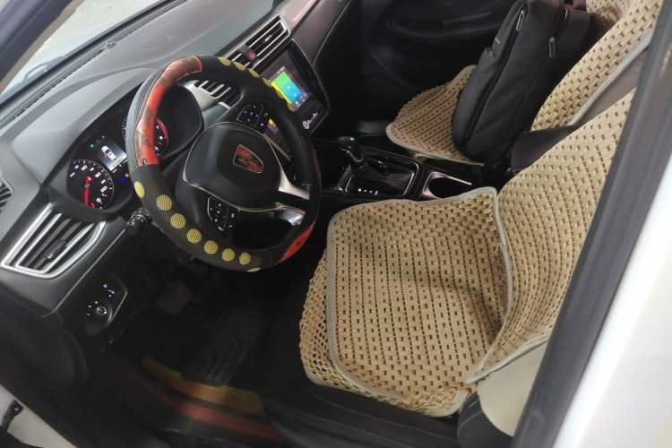 Used Roewe i5 2019 1.5L Automatic 4G Connected Linghao Edition
