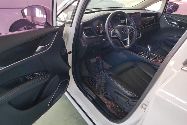 Used BYD Song MAX 2019 1.5T Automatic Smart Connect Ruiyi Sunroof Version 6 Seats China VI Standard
