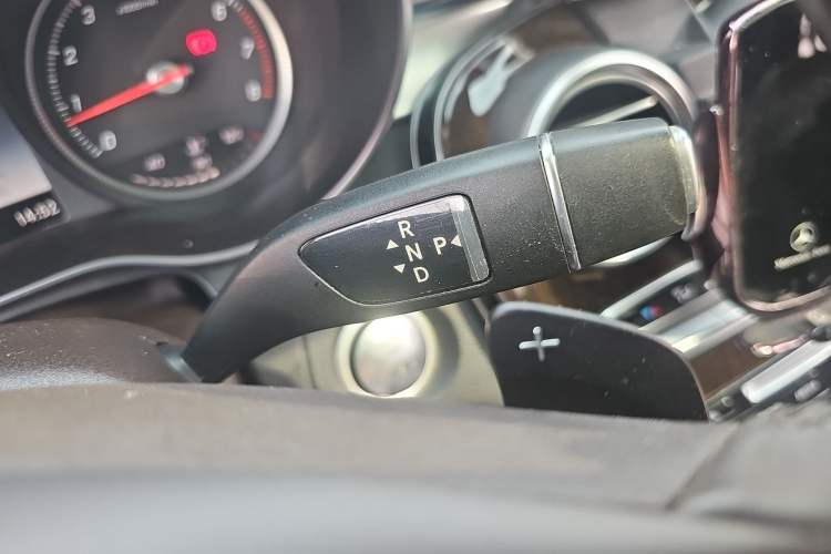 Used Mercedes-Benz GLC 2019 Facelift GLC 260 L 4MATIC Luxury Model
