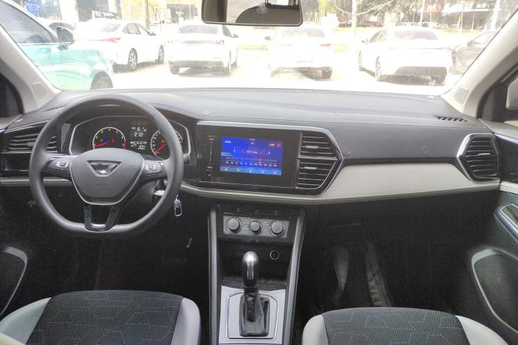 Used Jetta VS5 2023 280TSI Automatic Trend Edition