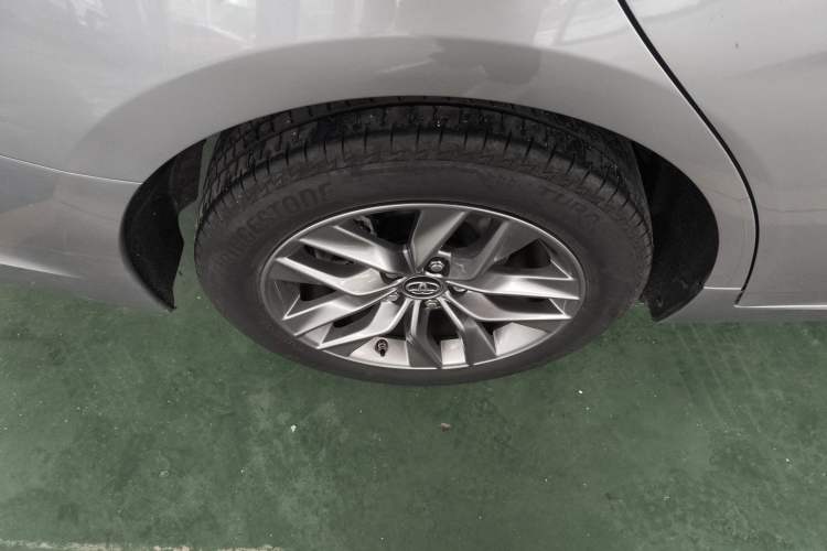 Used Toyota Avalon 2019 Dual-Engine 2.5L Luxury Edition China VI Standard Right Rear Wheel Hub