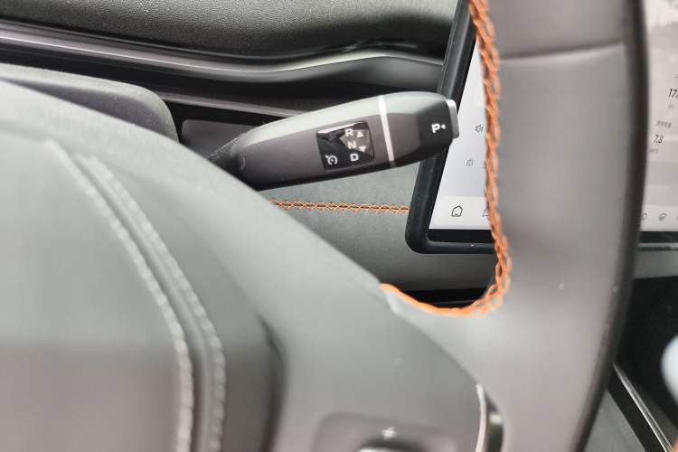 Used Deepal S05 2024 510 Ultra Pure Electric Version Gear Lever