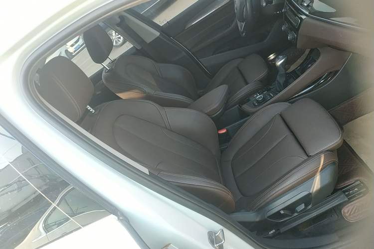 Used BMW X1 2019 sDrive18Li Premium Edition Right Front Seat