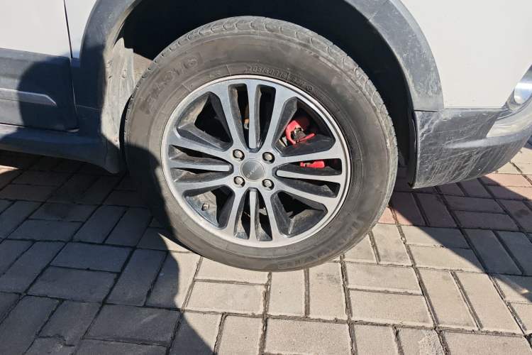 Used Haval H1 2016 Blue Label 1.5L AMT Luxury Model