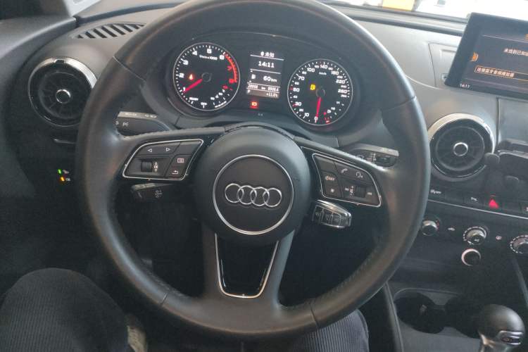 Used Audi A3 2020 Limousine 35 TFSI Fashion Edition China VI Emission Standard