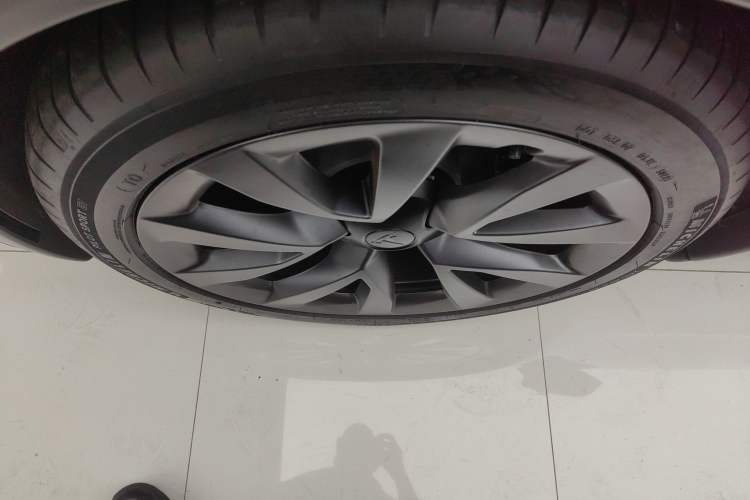 Used Tesla Model X 2023 Dual-Motor All-Wheel-Drive Version