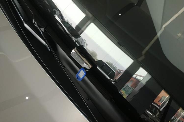 Used Lexus ES 2023 200 Excellence Edition