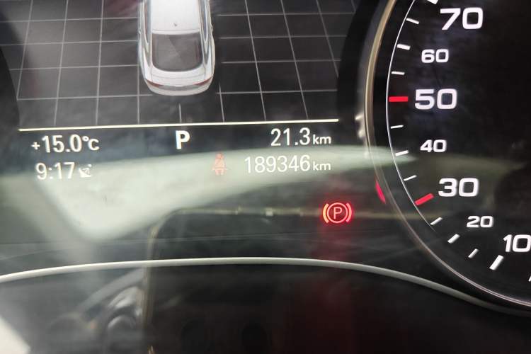 Used Audi A7 2013 35 FSI quattro Ambition Edition Odometer Close Up