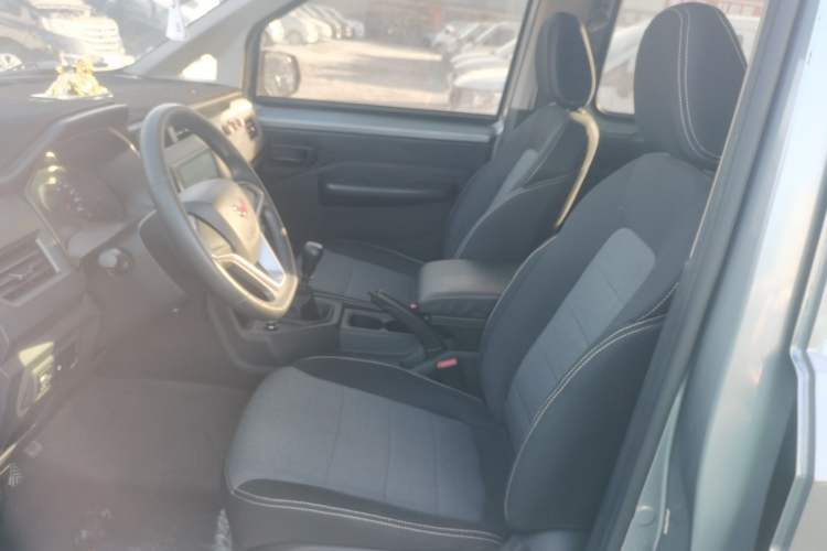 Used Wuling Zhengcheng 2022 2.0L Manual Entrepreneurial Version