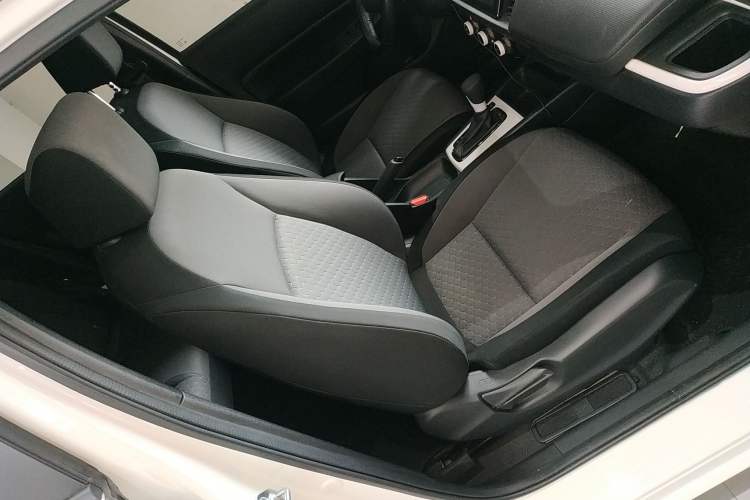 Used Honda Fit 2022 1.5L CVT Trendy Sunroof Edition Right Front Seat