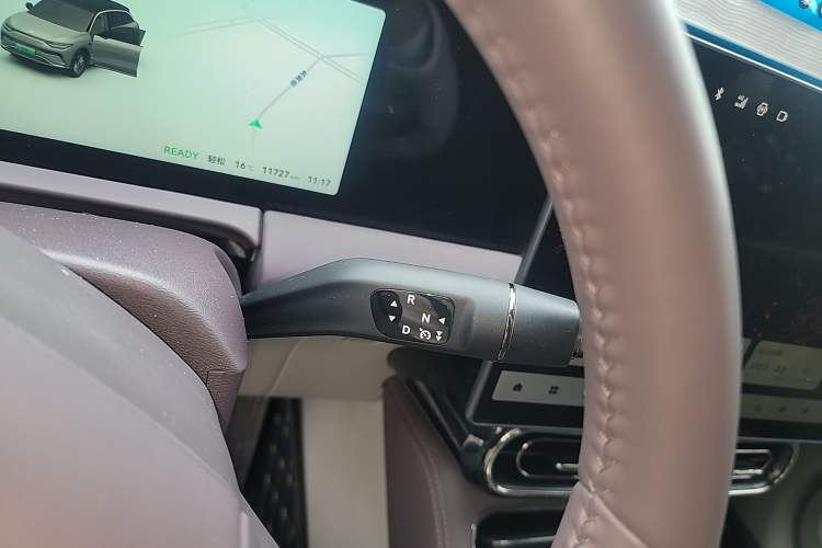 Used Leapmotor C11 2024 Range-Extended 300 Luxury Edition Gear Lever