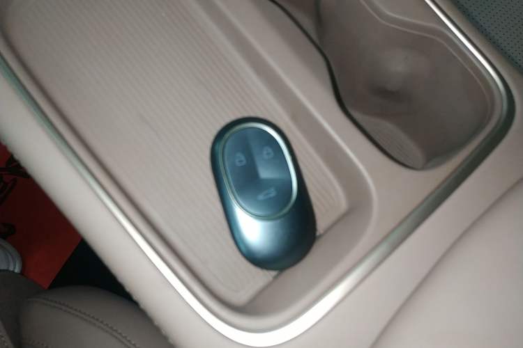 Used Nio ES6 2023 75 kWh