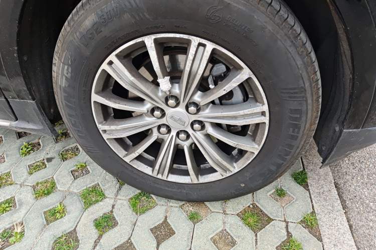 Used Cadillac XT5 2016 25T Luxury Model
