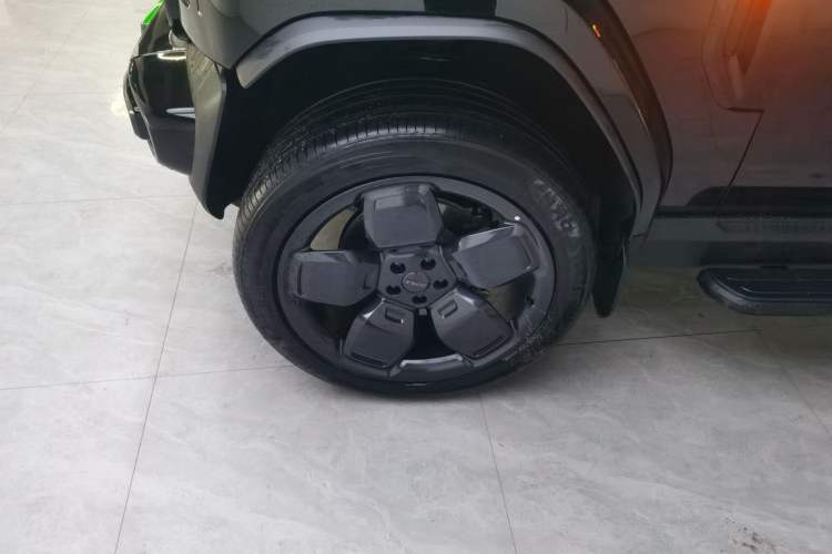 Used iCAR V23 2025 501 Four-Wheel Drive Advanced Version
