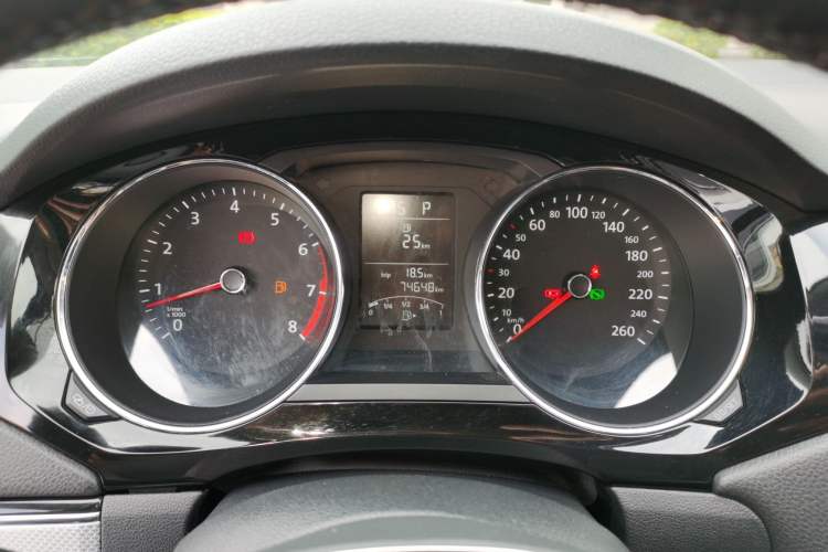 Used Volkswagen Sagitar 2015 1.6L Automatic Comfort Model