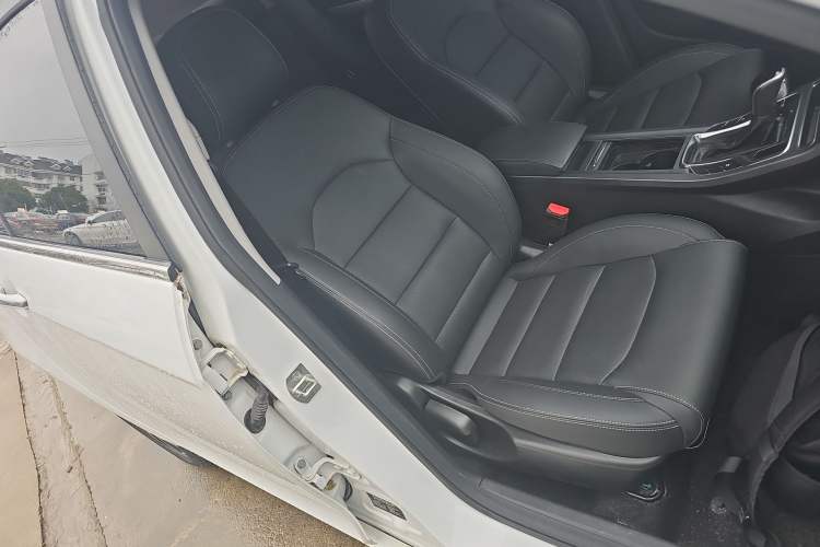 Used Geely Auto Emgrand 2020 1.5L CVT Upward Version
