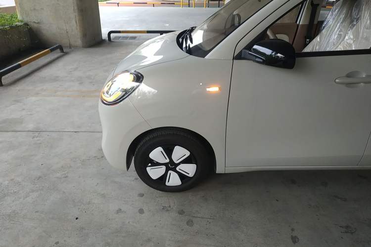 Used Wuling Hongguang MINIEV 2025 Four-Door Version Advanced Edition