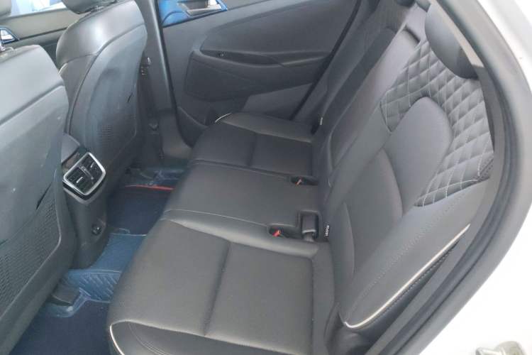 Used Hyundai Tucson 2019 280TGDi Dual-Clutch Two-Wheel Drive Smart Connect Version China VI