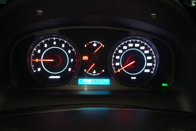 Used Chevrolet Captiva 2014 2.4L Two-Wheel Drive Urban Version 7 Seats