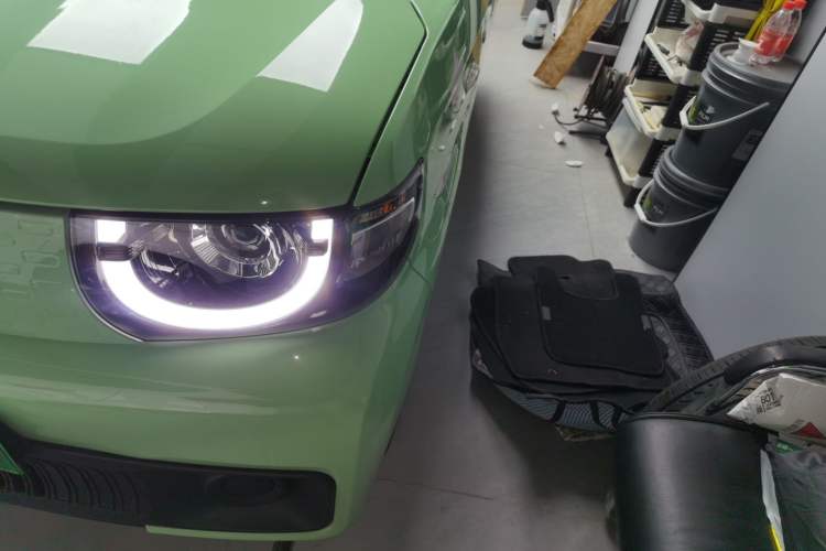 Used Chery QQ Ice Cream 2022 170km Sundae Phosphate Lithium-Ion
