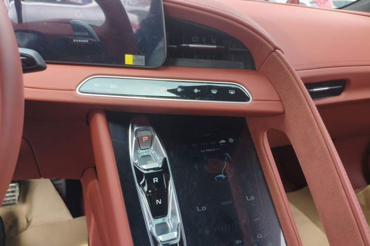 Used MG Cyberster 2024 501km Charming & Heartwarming Edition
