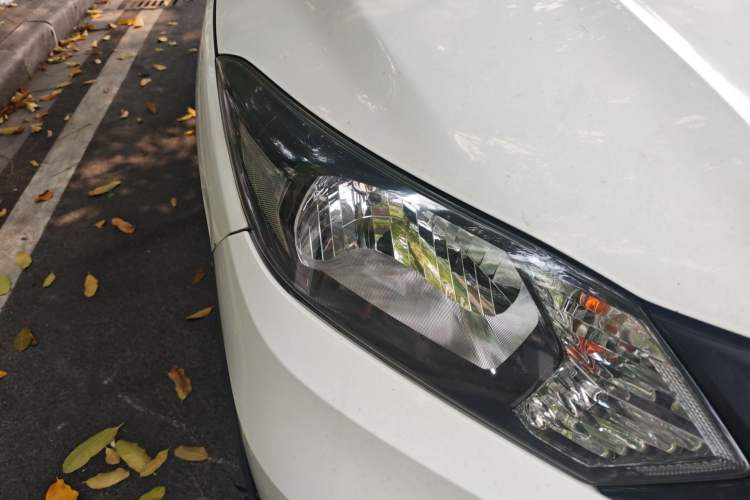 Used Honda Vezel 2017 1.5L CVT 2WD Comfort Model Right Front Headlight