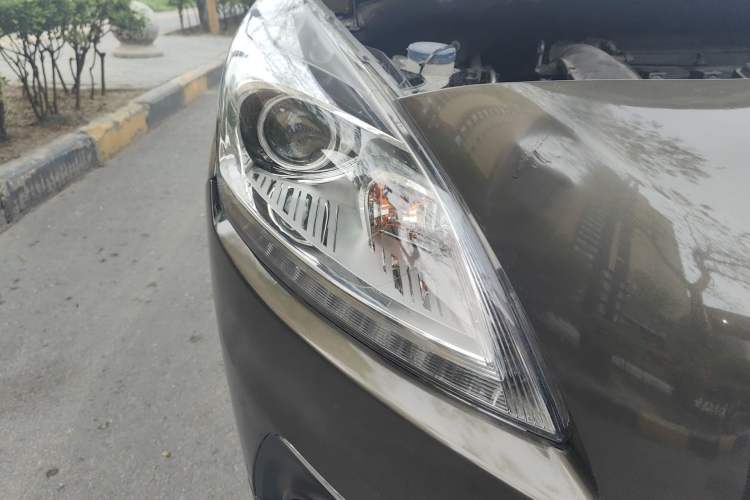 Used Peugeot 3008 2013 1.6THP Automatic Prestige Edition Right Front Headlight