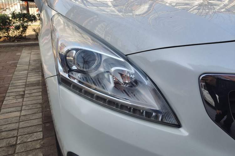 Used Peugeot 3008 2016 1.6THP Automatic Classic Edition
