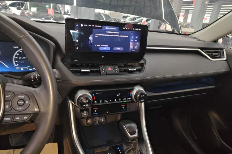 Used Toyota Wildlander 2023 Dual-Motor 2.5L E-CVT Four-Wheel Drive Prestige Edition Audio And AC Panel