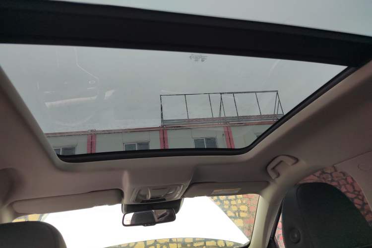 Used Haval H6 2021 3rd Generation 1.5T Automatic Two-Wheel-Drive Supreme Headliner