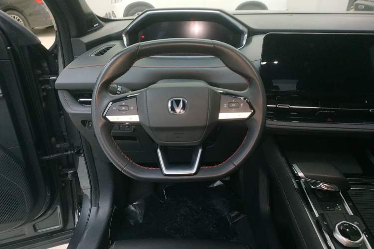 Used Changan CS55PLUS 2024 3rd Generation 1.5T DCT Prestige Model
