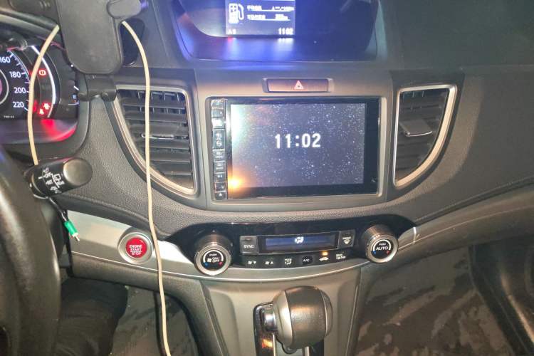 Used Honda CR-V 2015 2.4L two-wheel drive luxury version
