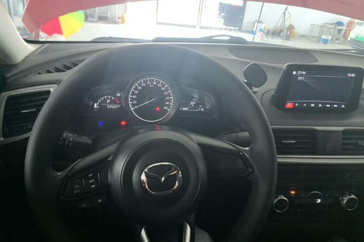 Used Mazda 3 Axela 2017 Sedan 1.5L Automatic Luxury Model Emission Standard China V