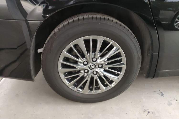 Used Toyota Alphard 2020 Dual-Engine 2.5L Prestige Edition
