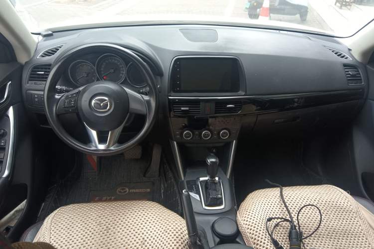 Used Mazda CX-5 2015 2.0L Automatic 2WD Comfort Edition Interior 2