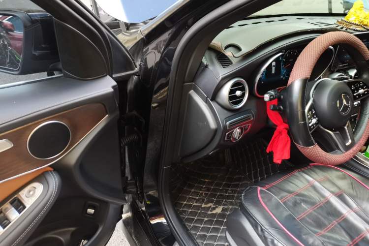 Used Mercedes-Benz GLC 2022 Facelift GLC 260 L 4MATIC Luxury Edition
