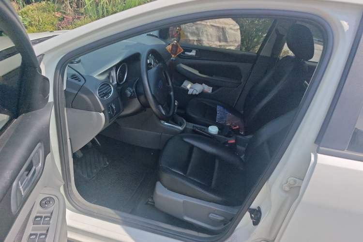 Used Ford Focus 2013 Hatchback Classic 1.8L Manual Base Model
