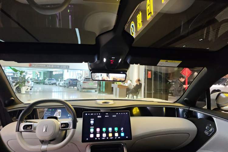 Used Avatr 11 2023 Harmony 90-degree Rear-wheel Drive Edition Headliner