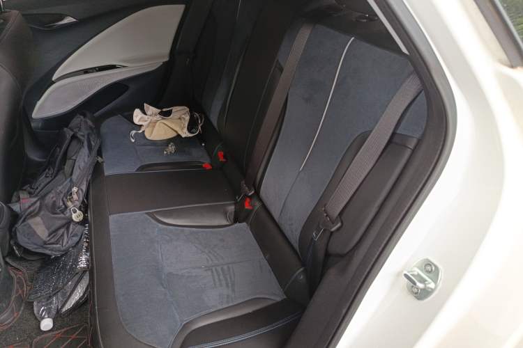 Used Buick Velite 6 2019 Connected & Smart Edition Left Rear Seat