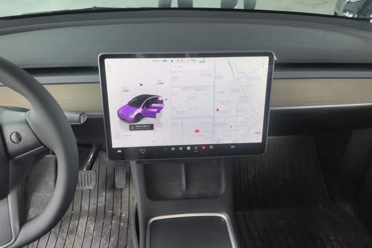 Used Tesla Model Y 2022 Long-Range All-Wheel-Drive Version
