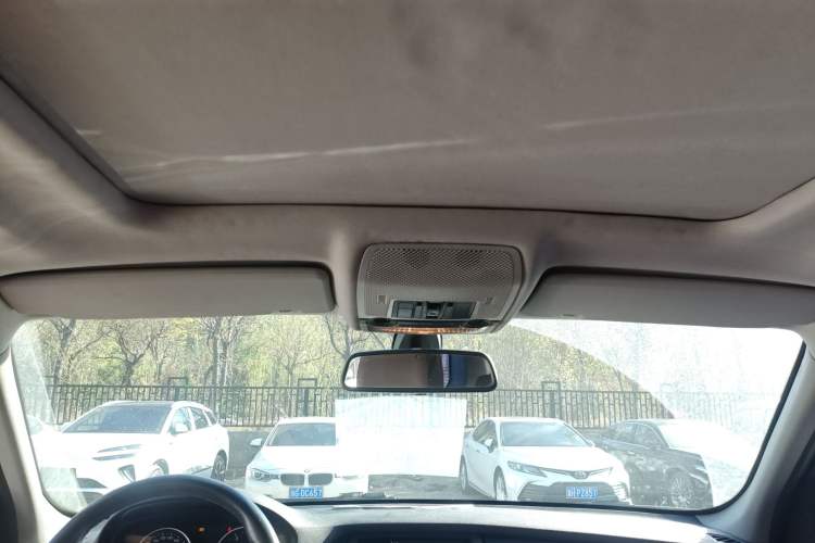 Used BMW X5 2013 xDrive35i Luxury Model Headliner