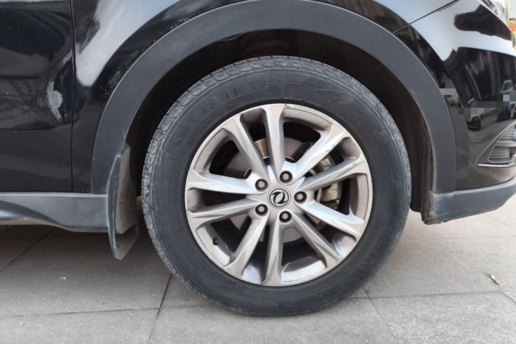 Used Dongfeng Fengon 580 2016 Revised Version 1.5T CVT Comfort Edition Right Front Wheel Hub