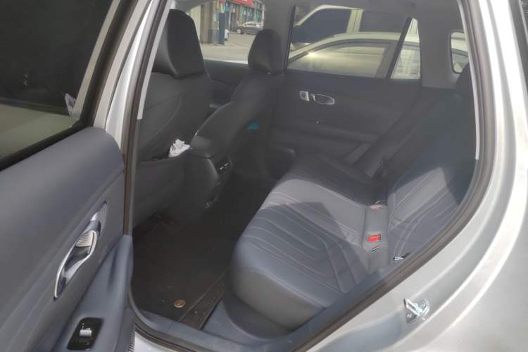 Used Geely Galaxy Xingjian 7 EM-i 2026 Model 135km Leading Edition Left Rear Seat