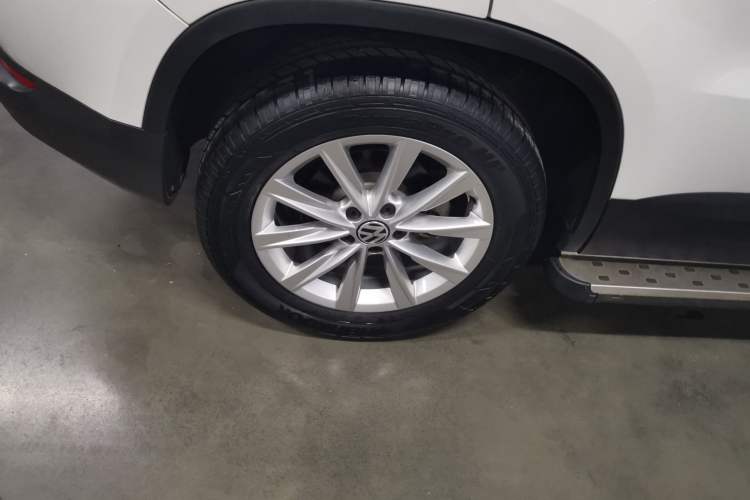 Used Volkswagen Tiguan L 2016 280TSI Automatic Two-Wheel-Drive Silk Road Style Edition