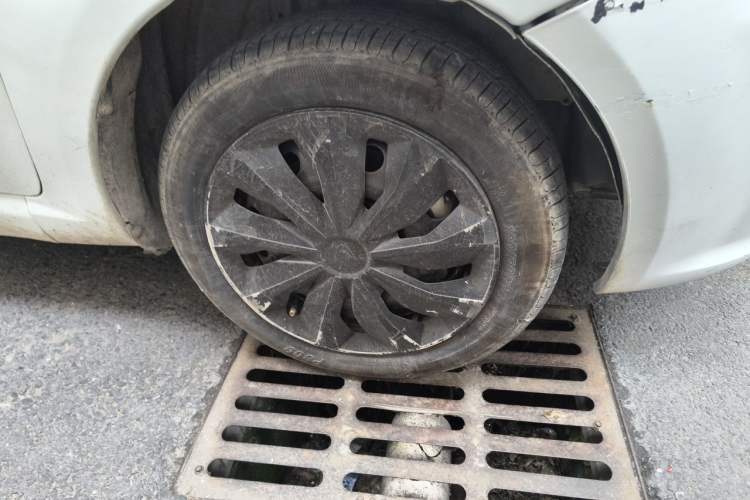 Used Geely Auto Panda Classic 2011 1.0L Manual Standard Edition Right Front Wheel Hub