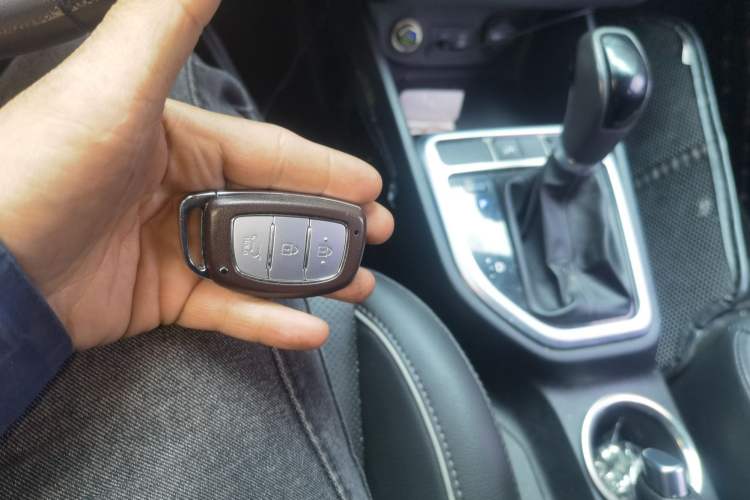 Used Hyundai ix25 2015 1.6L Automatic Two-Wheel Drive Smart GLS Trim
